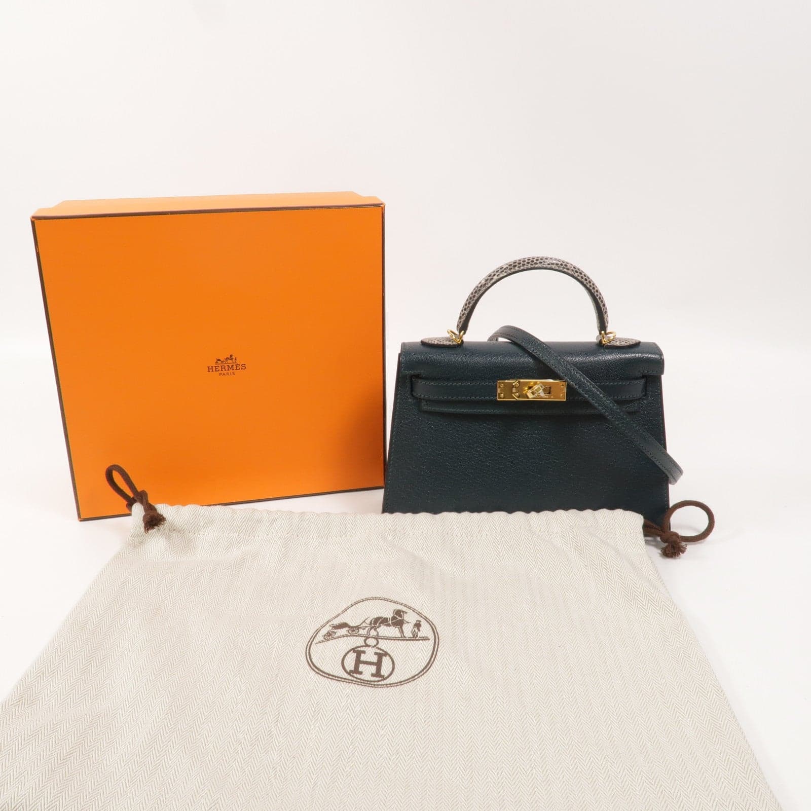 LOUIS VUITTON Handbag Leather