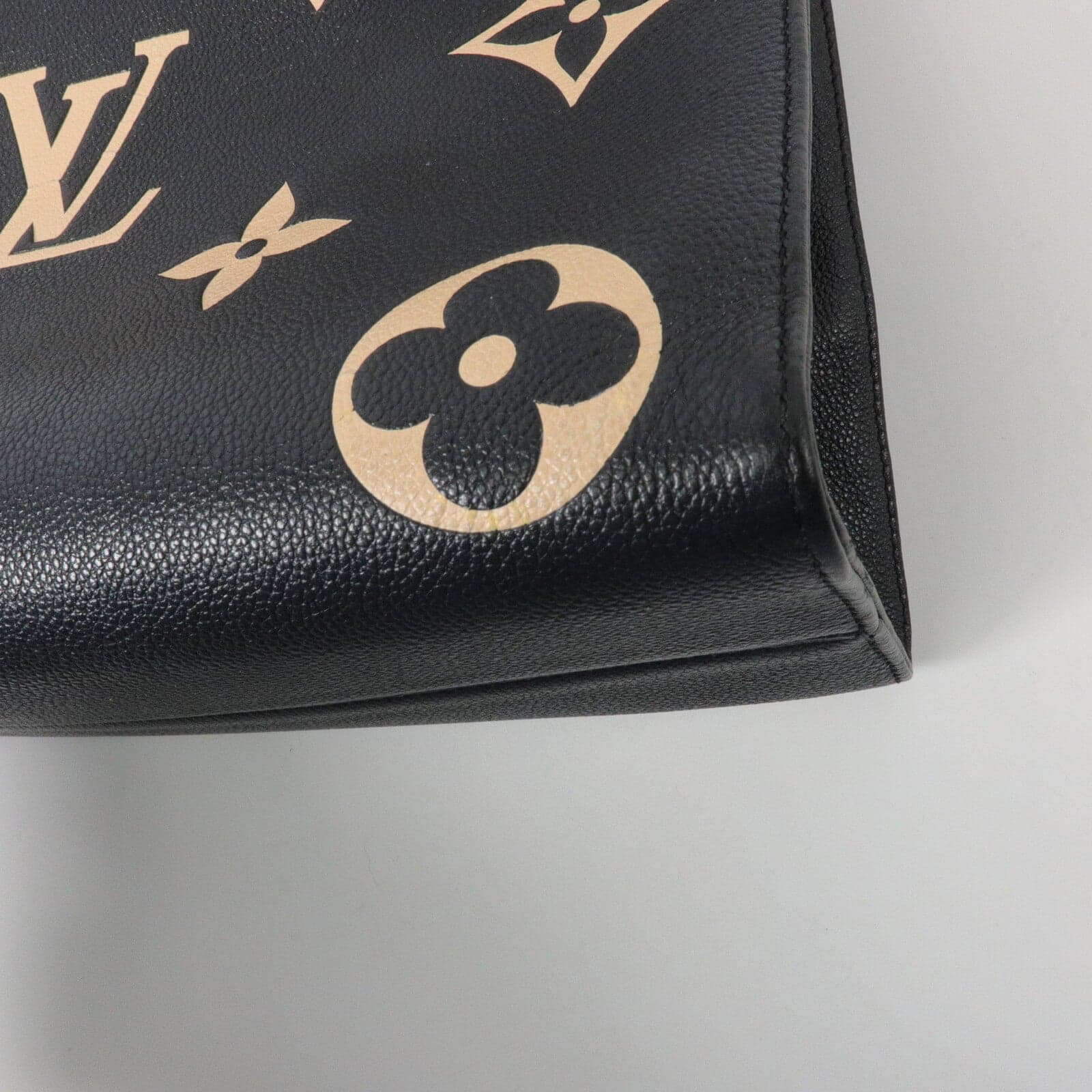LOUIS VUITTON OnTheGo M45495 2-Way Bag Calfskin