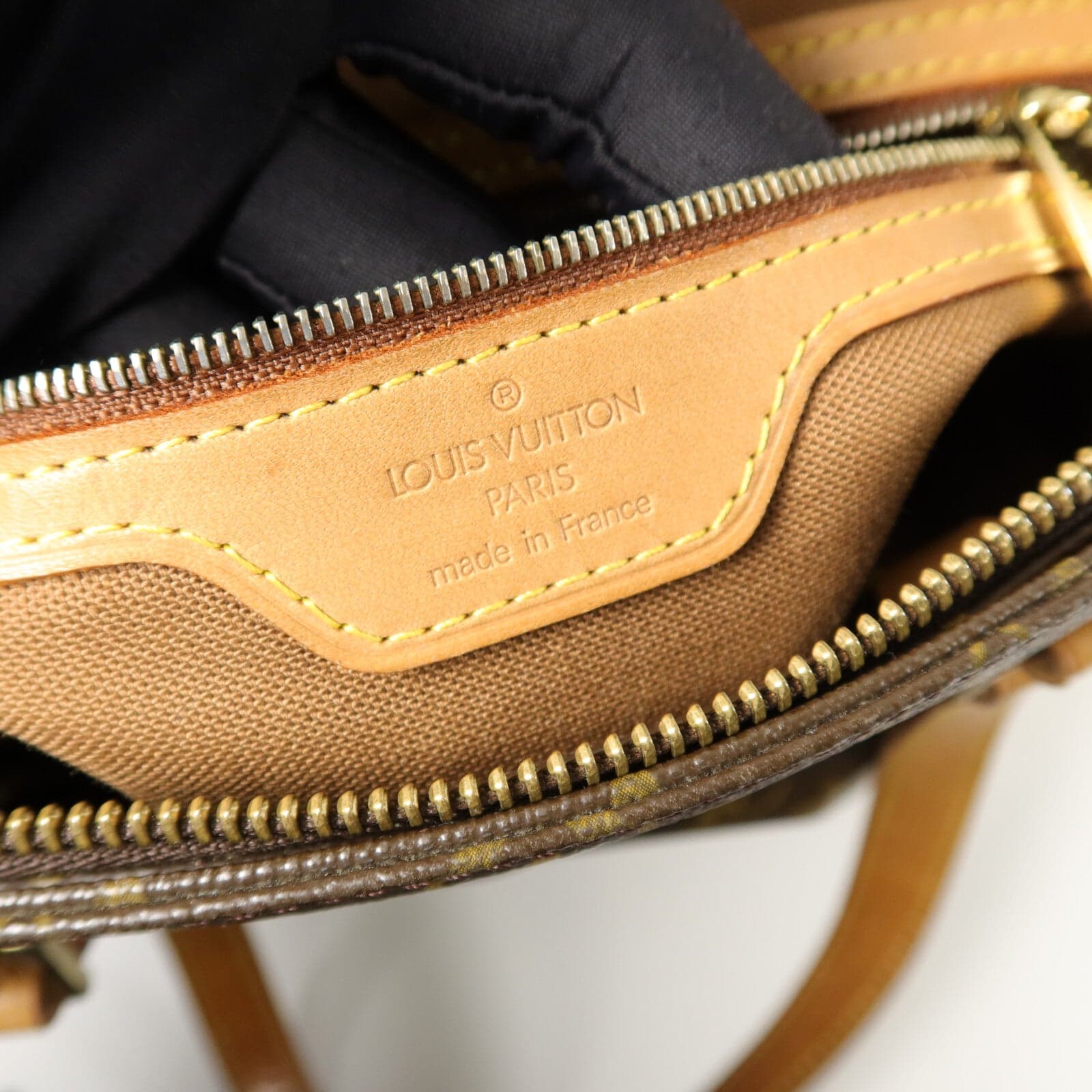 LOUIS VUITTON M51148 Shoulder Bag Coated Canvas