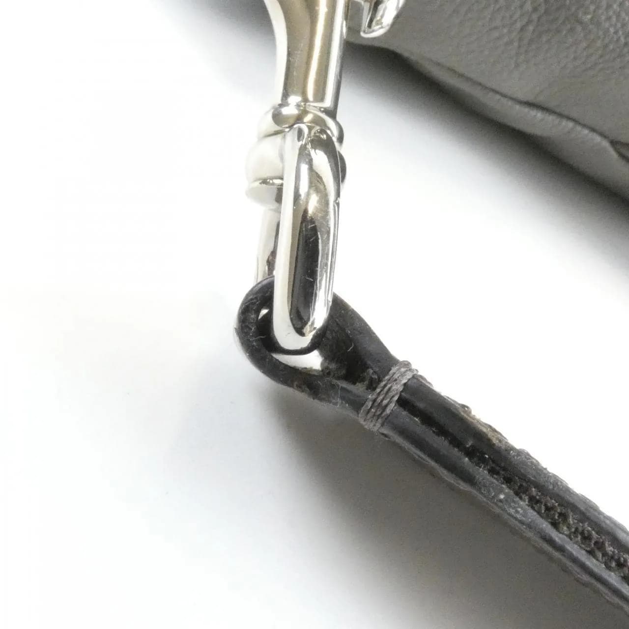 COACH 70617 Handbag Leather