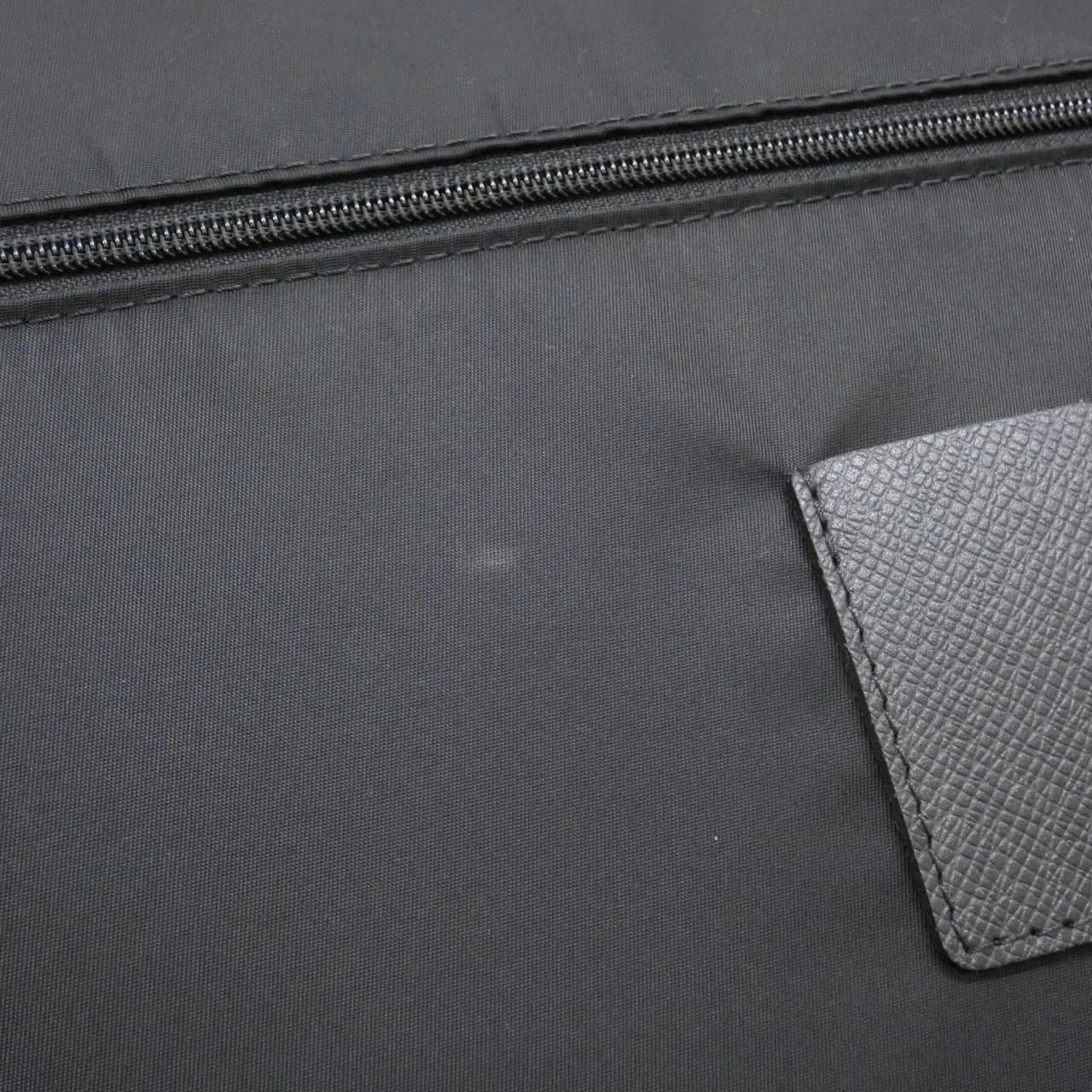 LOUIS VUITTON M32727 Bag