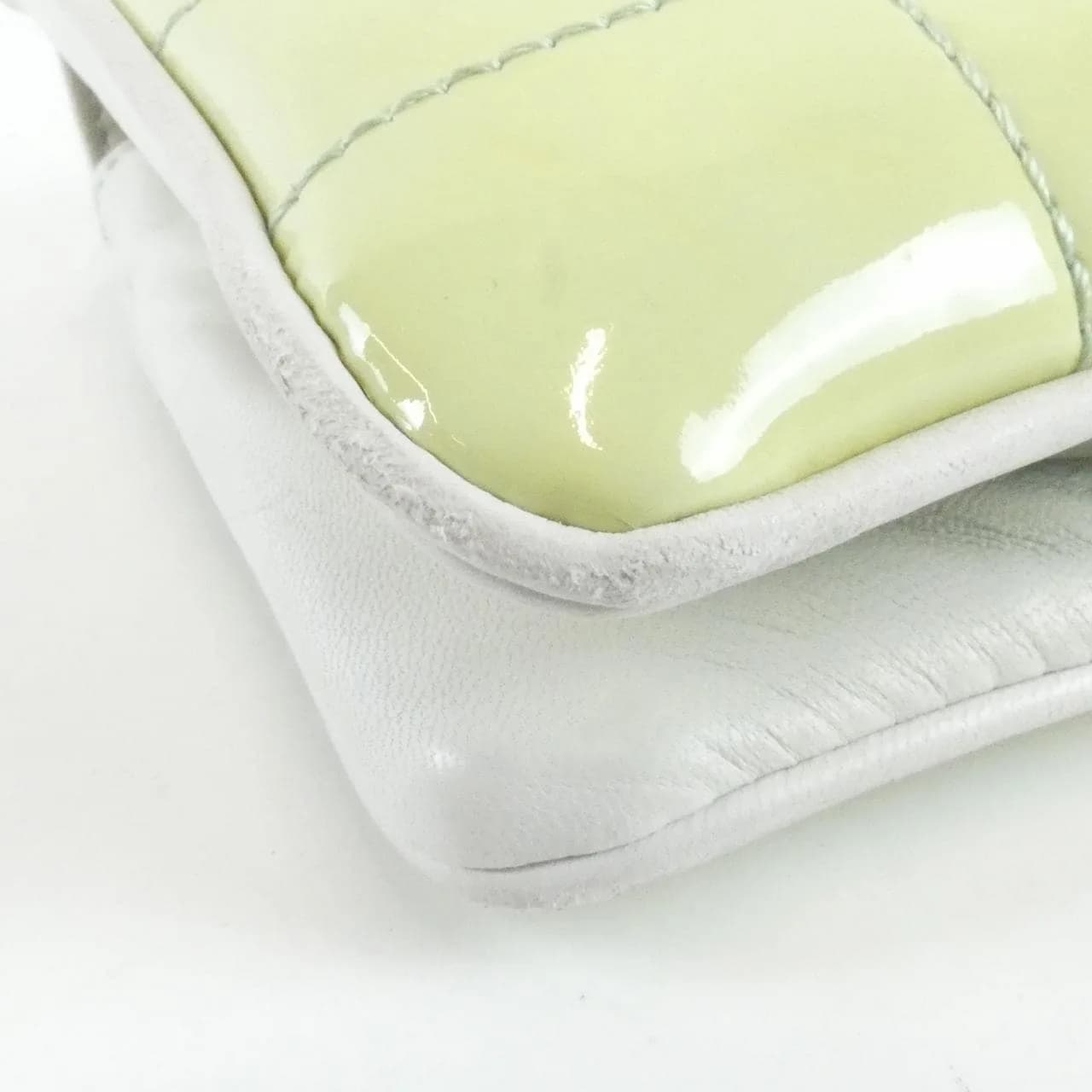 CHANEL 27197 Shoulder Patent Leather
