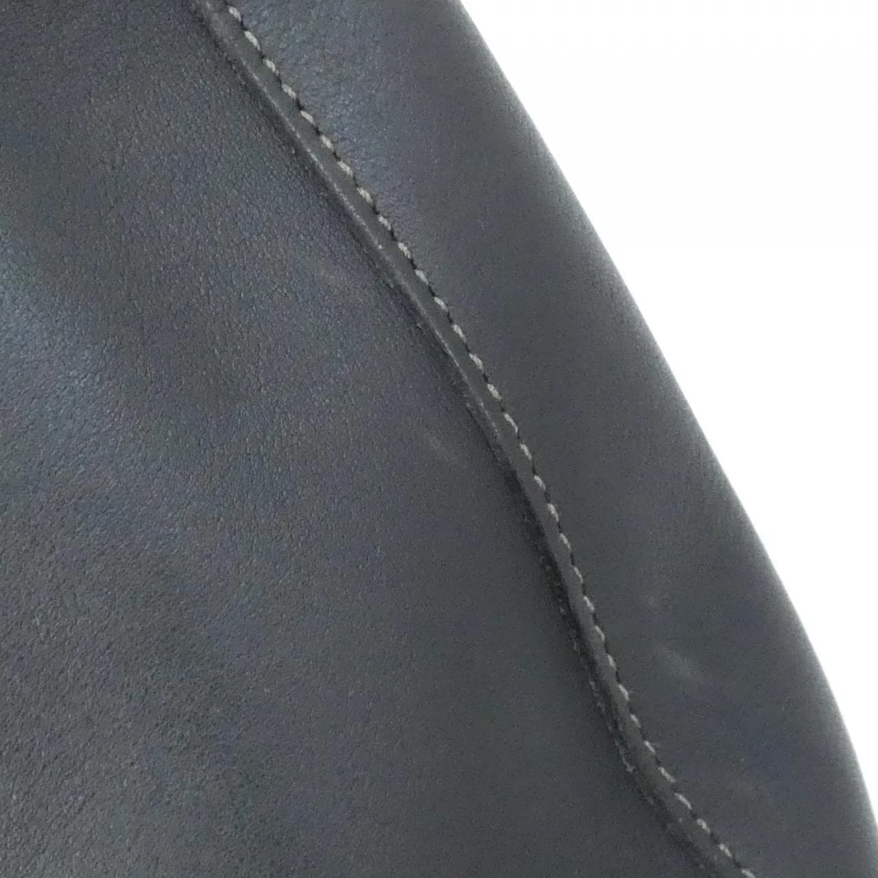 COACH 9310 Handbag Leather