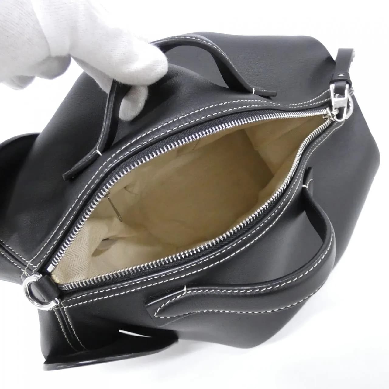 LOEWE B623A18X01 Handbag