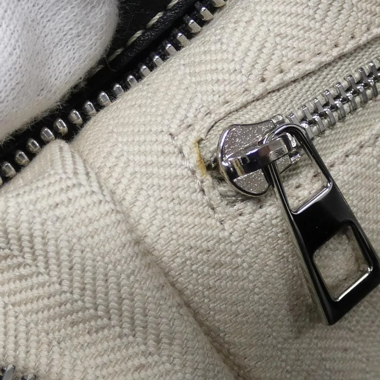 LOEWE B623A18X01 Handbag