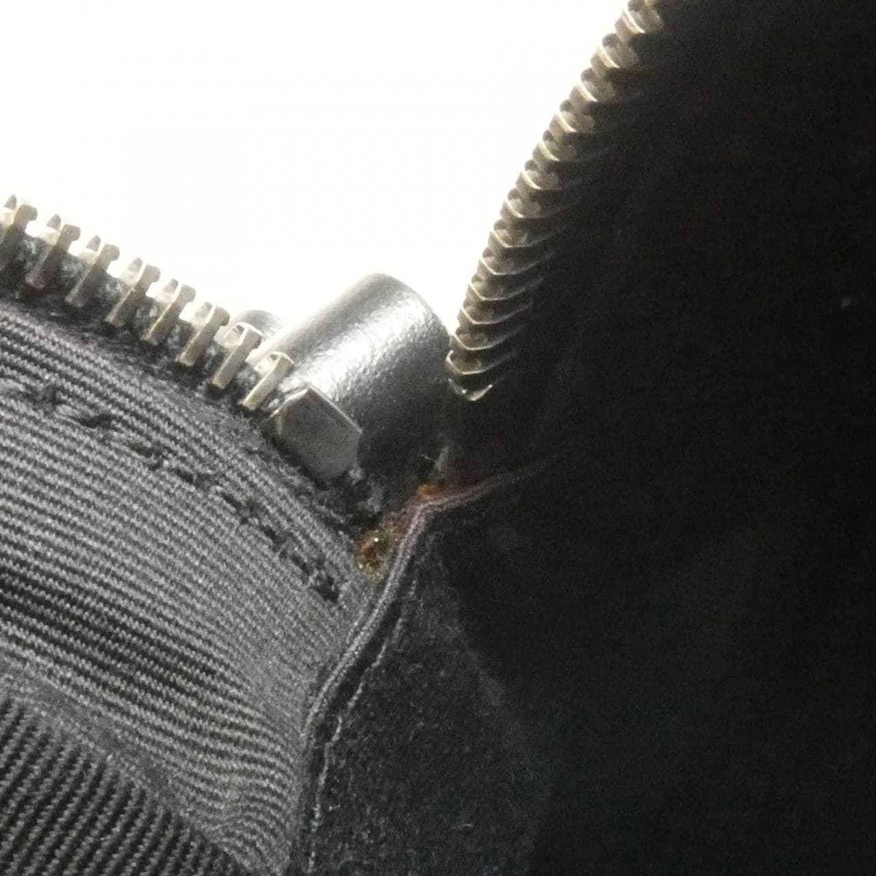 SAINT LAURENT 520534 Shoulder