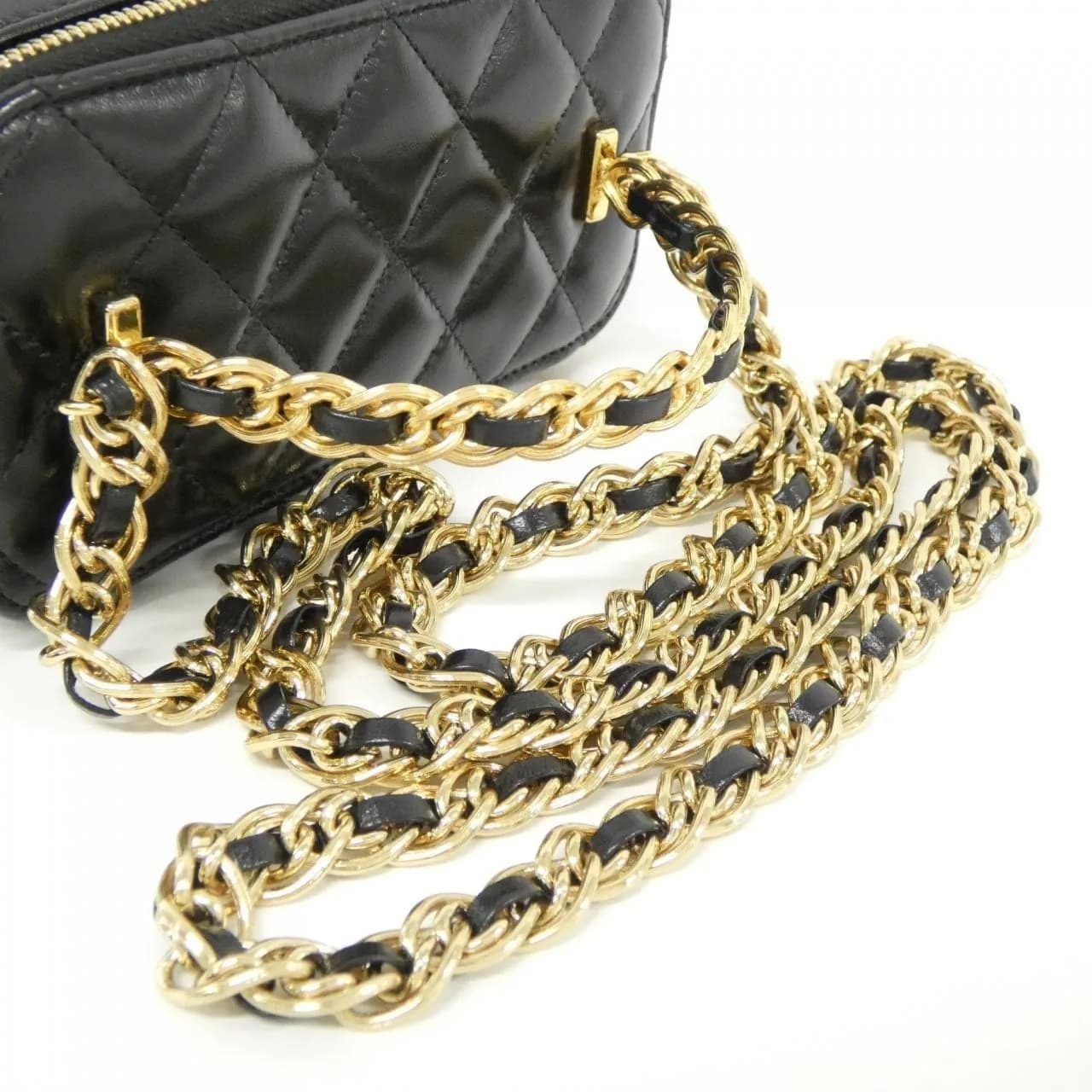 CHANEL Chanel 19 AP3315 Handbag Lambskin