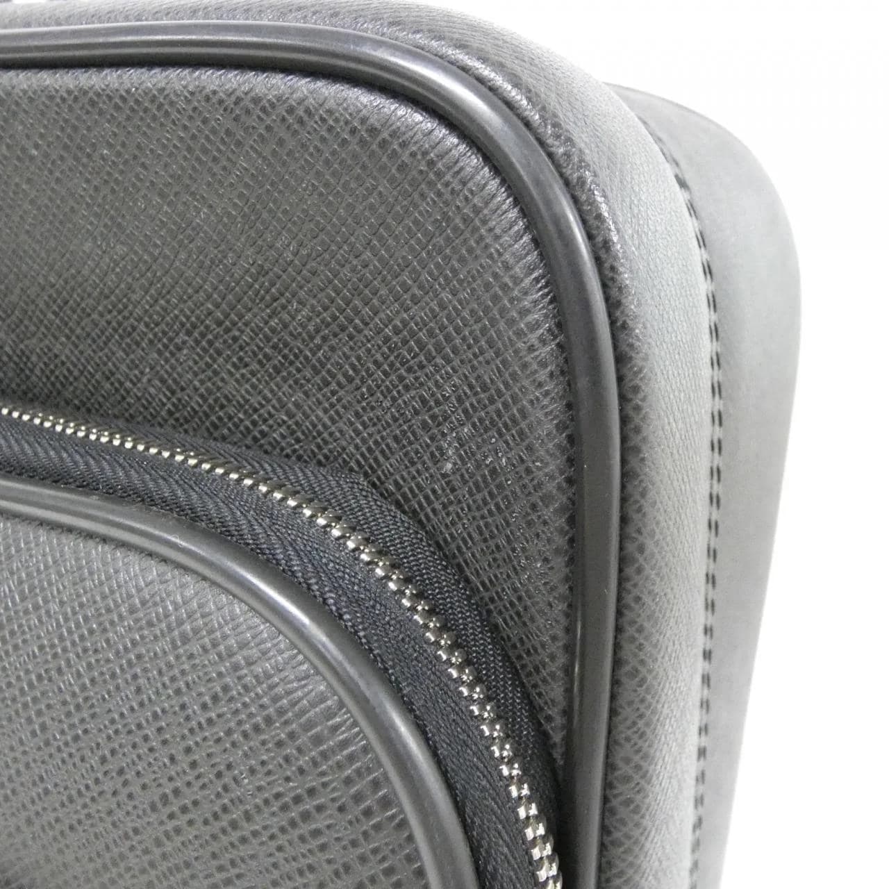 LOUIS VUITTON M23205 Bag