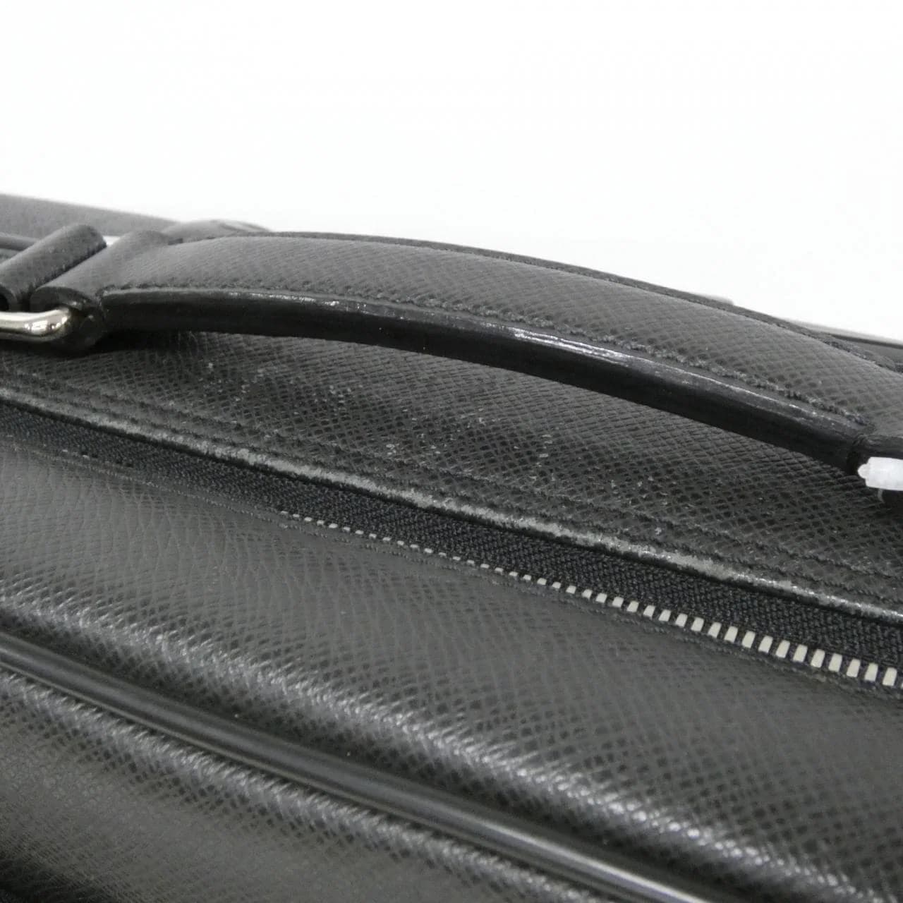 LOUIS VUITTON M23205 Bag