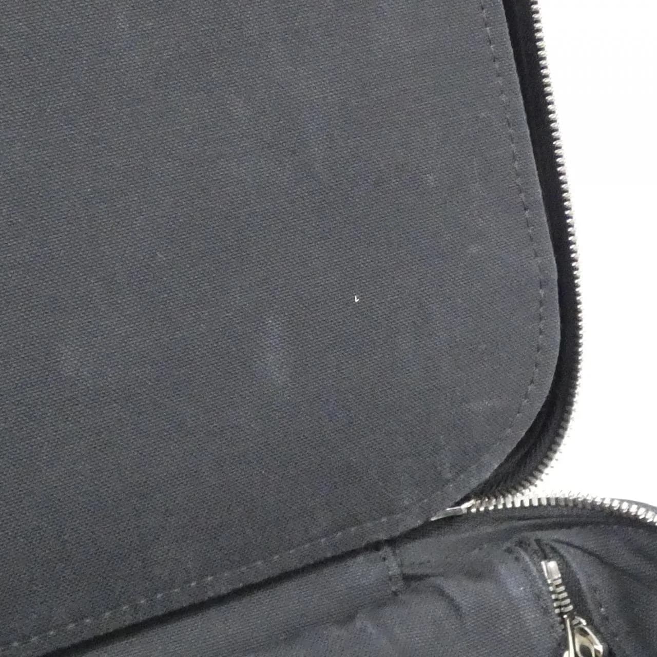 LOUIS VUITTON M23205 Bag