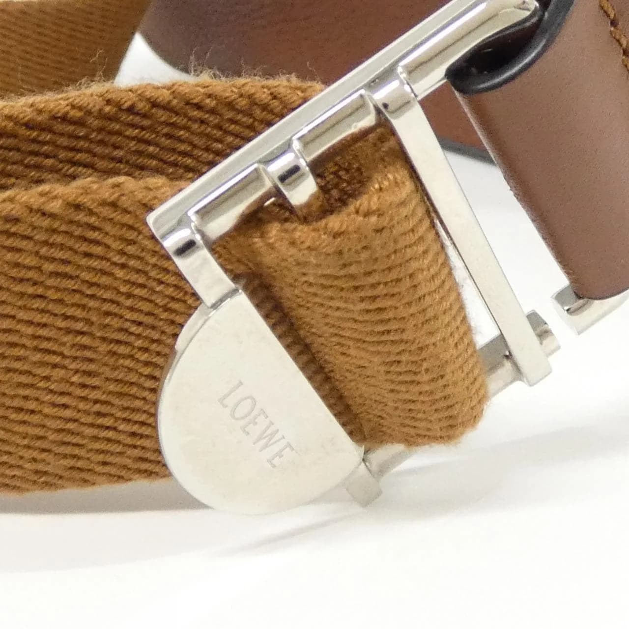LOEWE 317 12AB23 Shoulder