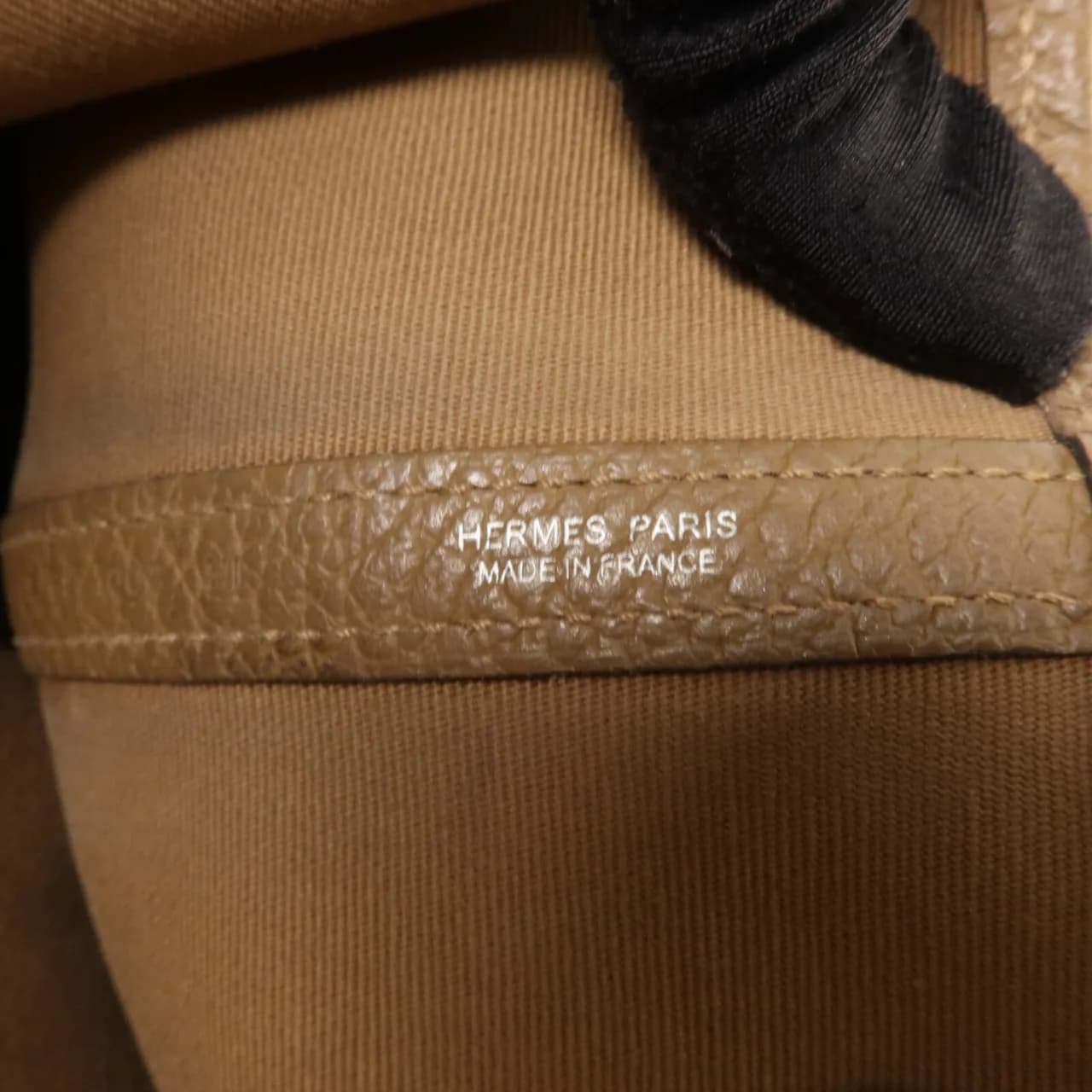 HERMES Handbag Calfskin