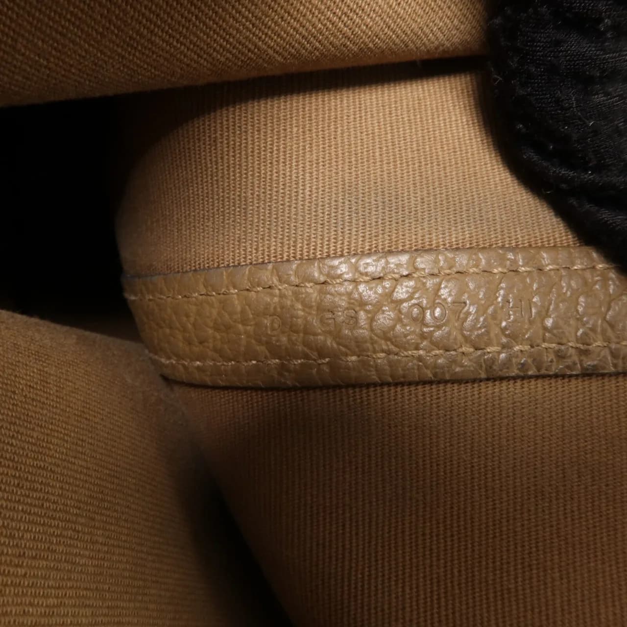 HERMES Handbag Calfskin